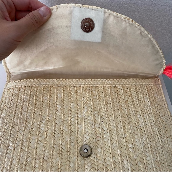 Pom Pom straw clutch - Picture 7 of 8